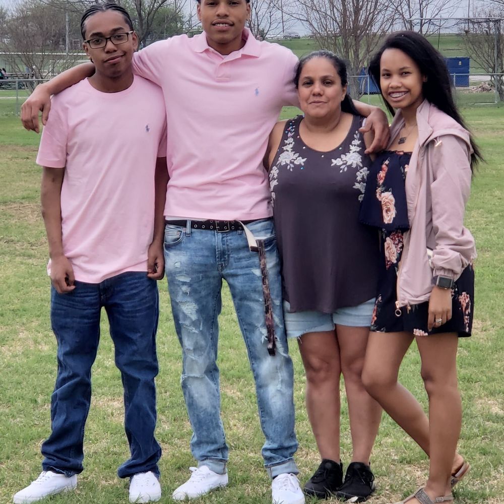 Meet your Posher, Dolores